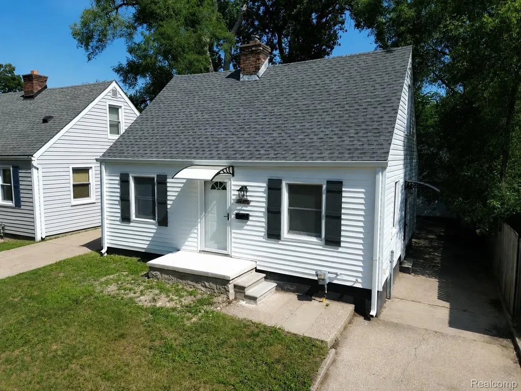 34290 Richard Street Wayne City MI 48184