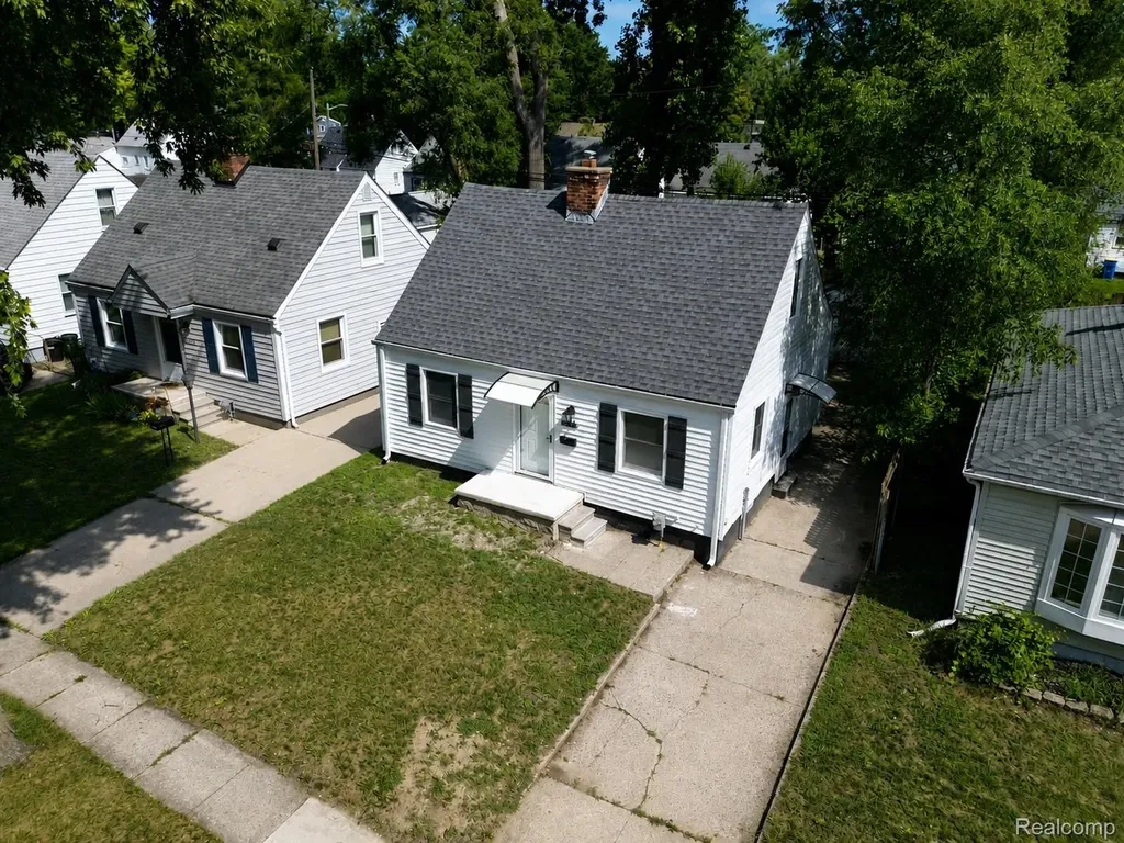 34290 Richard Street Wayne City MI 48184