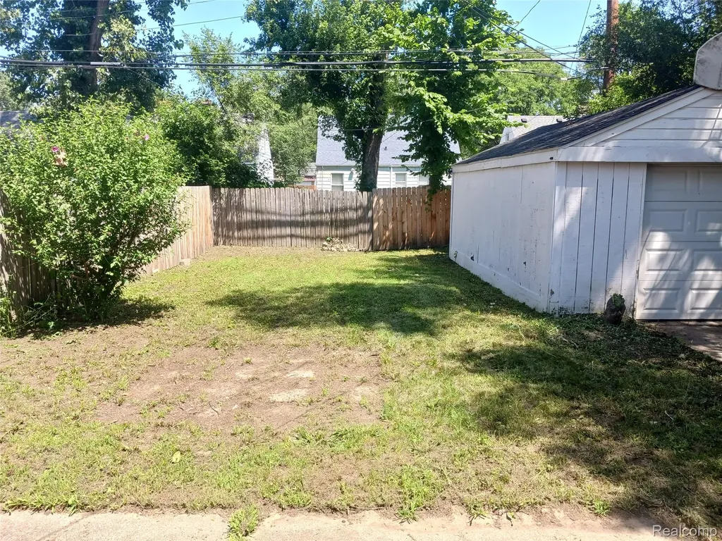 34290 Richard Street Wayne City MI 48184