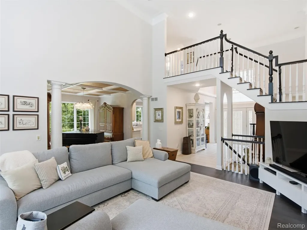 6728 Cascade Court Independence Charter Township MI 48348