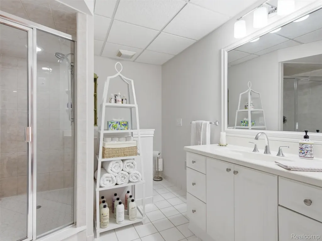 6728 Cascade Court Independence Charter Township MI 48348