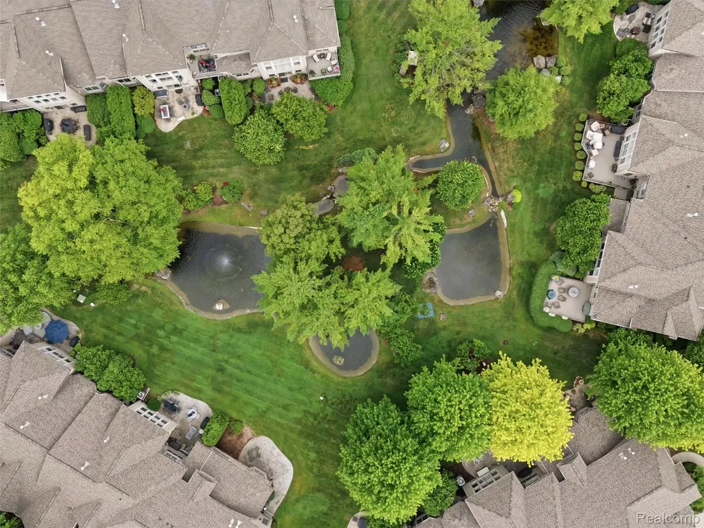 6728 Cascade Court Independence Charter Township MI 48348