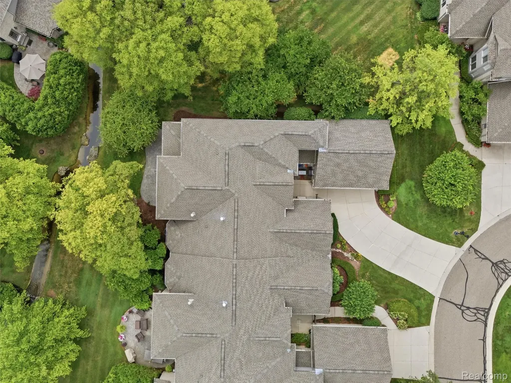 6728 Cascade Court Independence Charter Township MI 48348