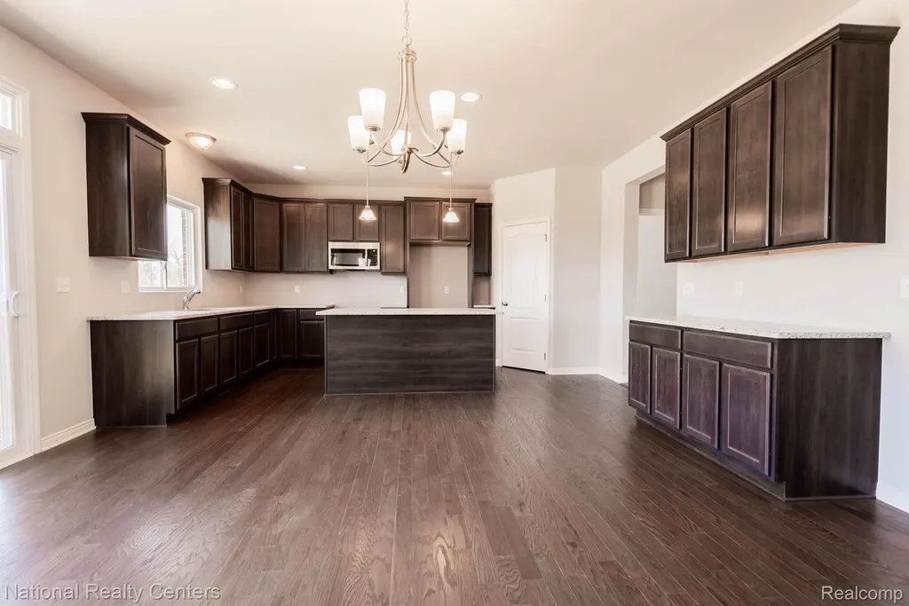 10409 Valley Drive Goodrich Village MI 48438