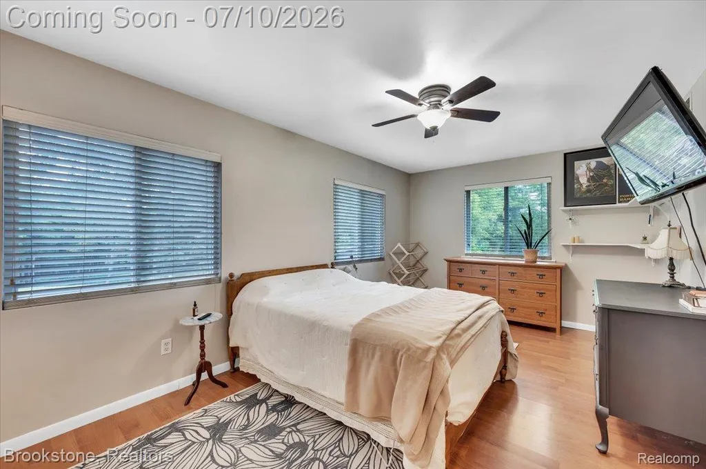 2630 Julie Drive Oregon Township MI 48421