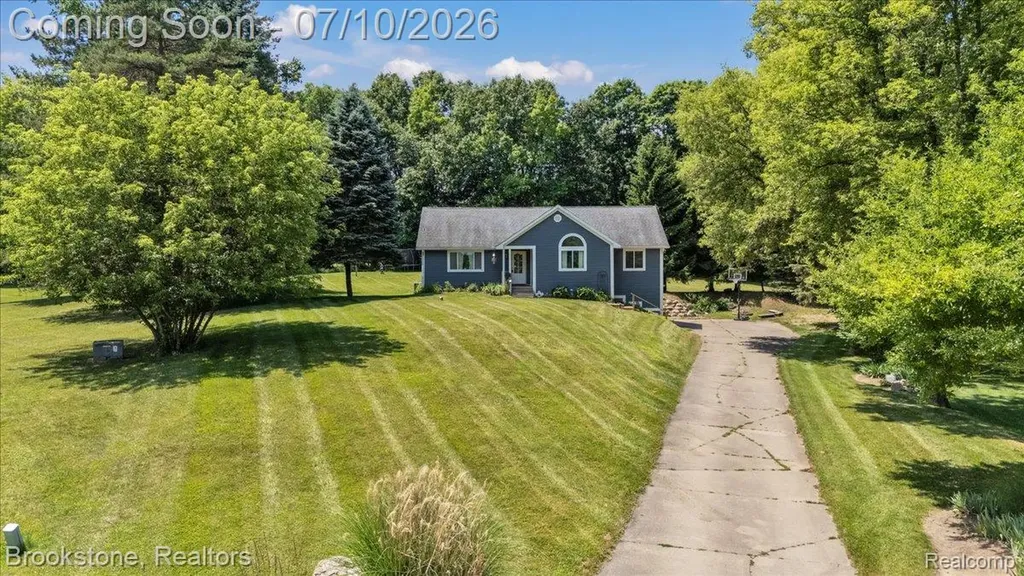 2630 Julie Drive Oregon Township MI 48421