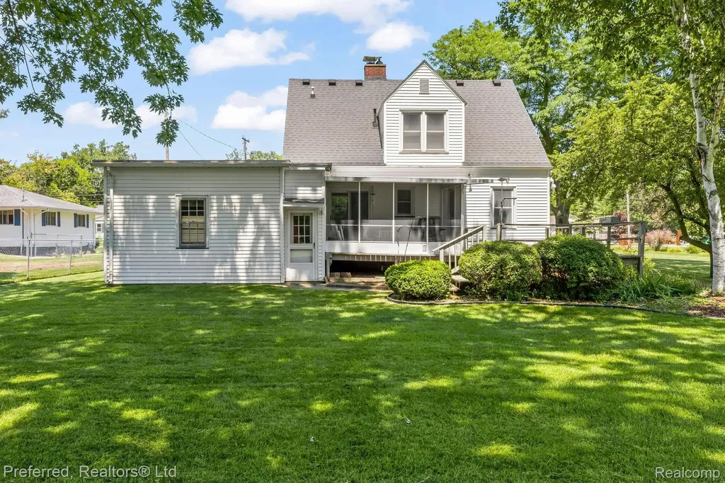 3792 Wheeler Road Bangor Charter Township MI 48706