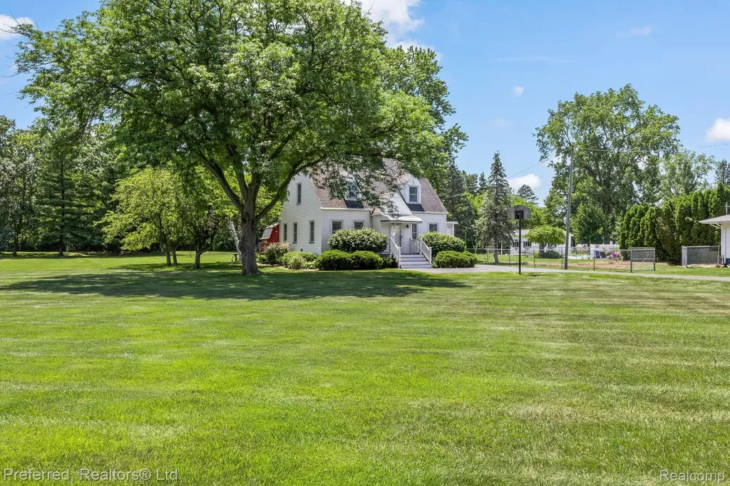 3792 Wheeler Road Bangor Charter Township MI 48706