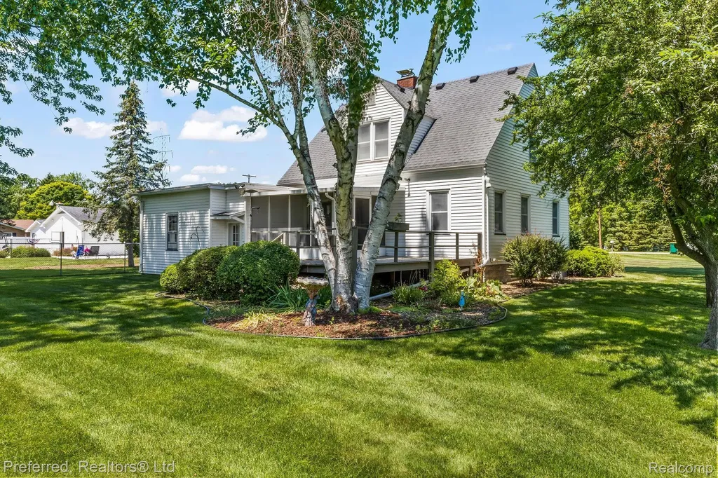 3792 Wheeler Road Bangor Charter Township MI 48706
