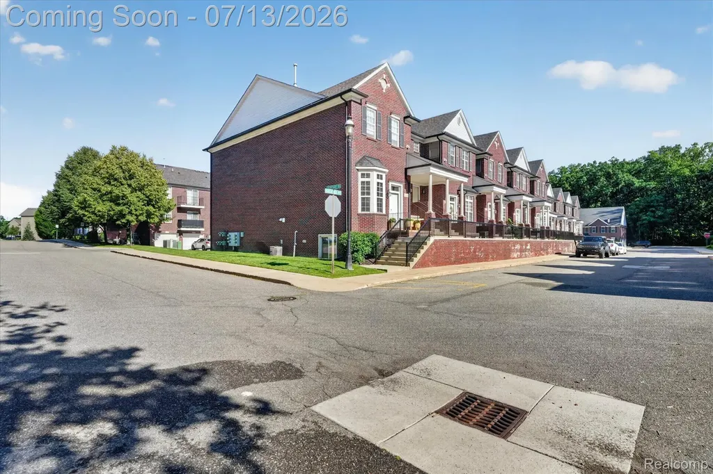 53118 Providence Drive E Shelby Charter Township MI 48316