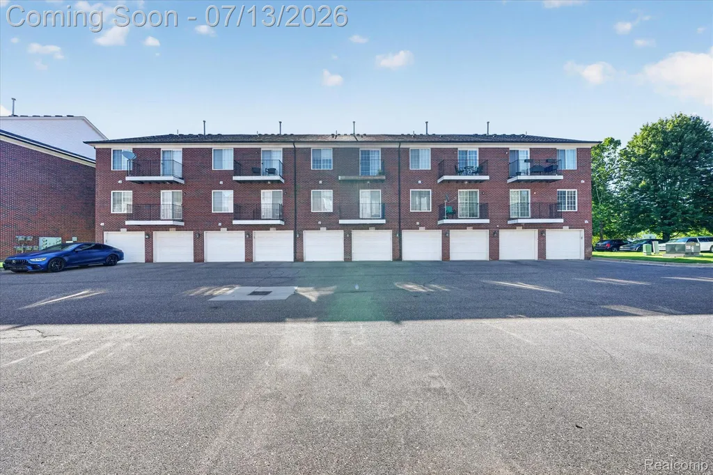 53118 Providence Drive E Shelby Charter Township MI 48316