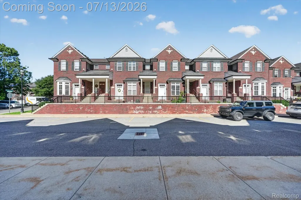 53118 Providence Drive E Shelby Charter Township MI 48316