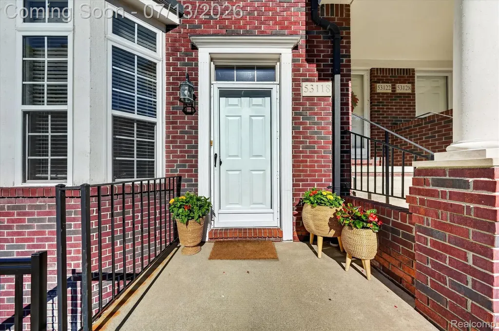 53118 Providence Drive E Shelby Charter Township MI 48316