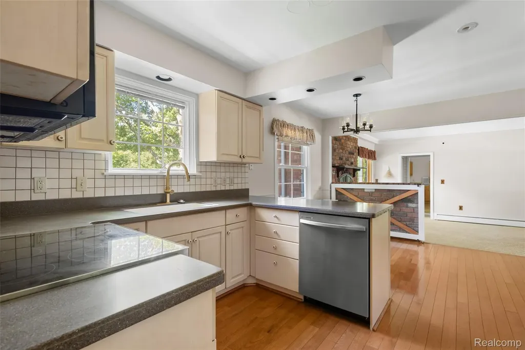 2632 Kopson Court Bloomfield Hills City MI 48304