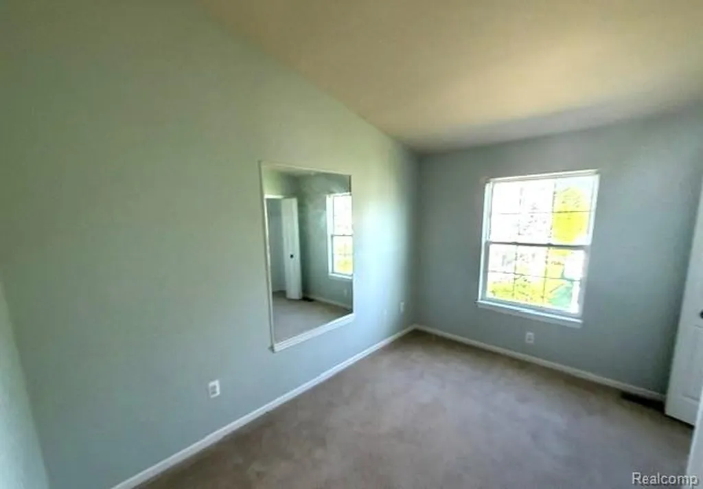 88 Champlain Boulevard Marion Township MI 48843