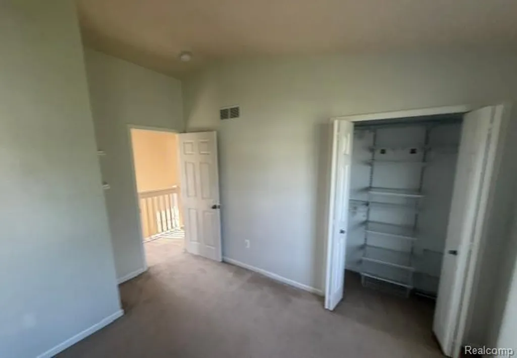 88 Champlain Boulevard Marion Township MI 48843