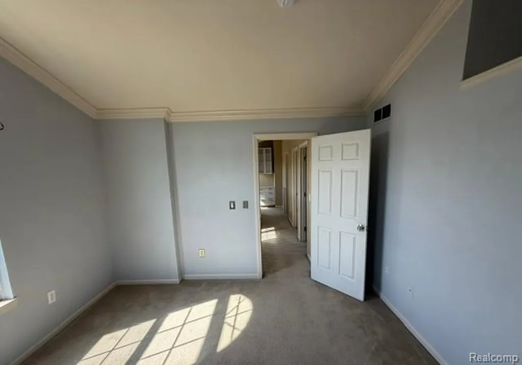 88 Champlain Boulevard Marion Township MI 48843