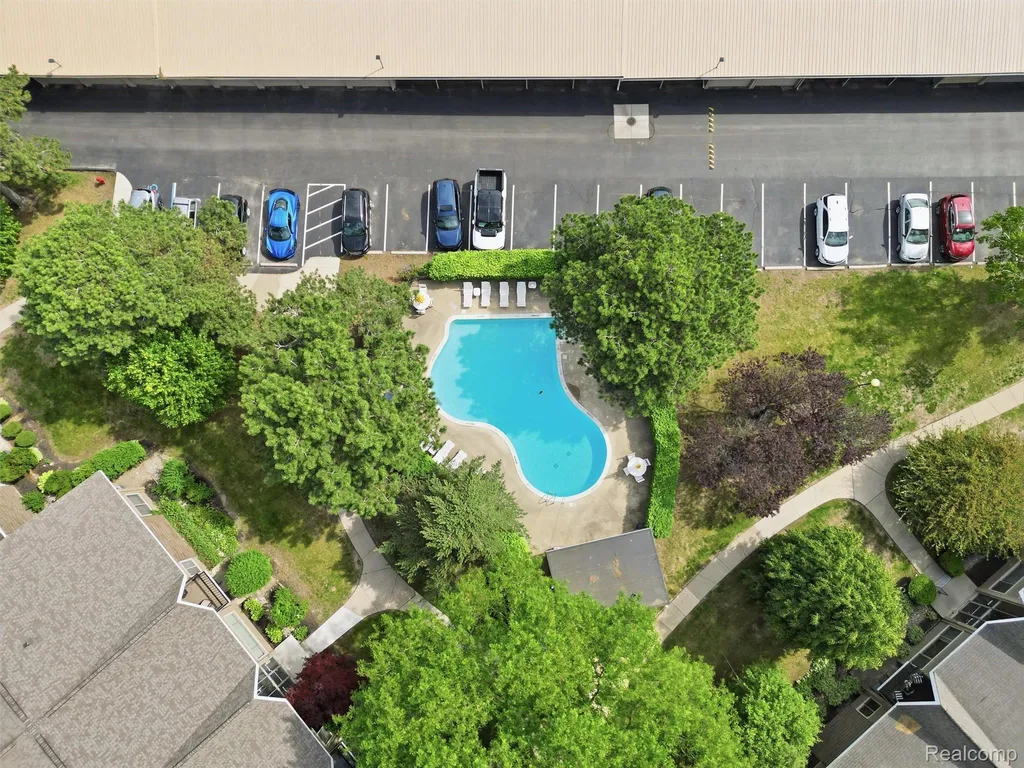 1975 Klingensmith Road Bloomfield Hills City MI 48302