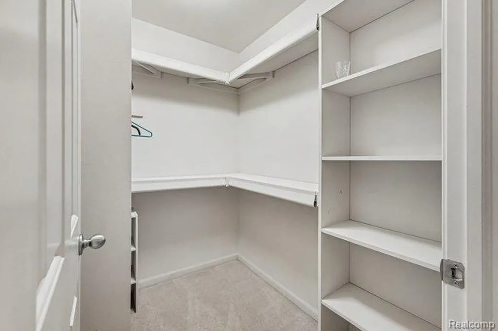 57554 Brookfield Way Washington Township MI 48094