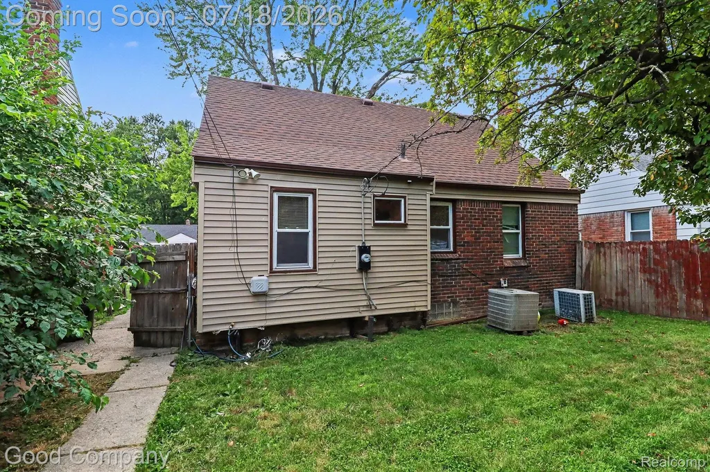 12882 Riverdale Avenue Detroit City MI 48223
