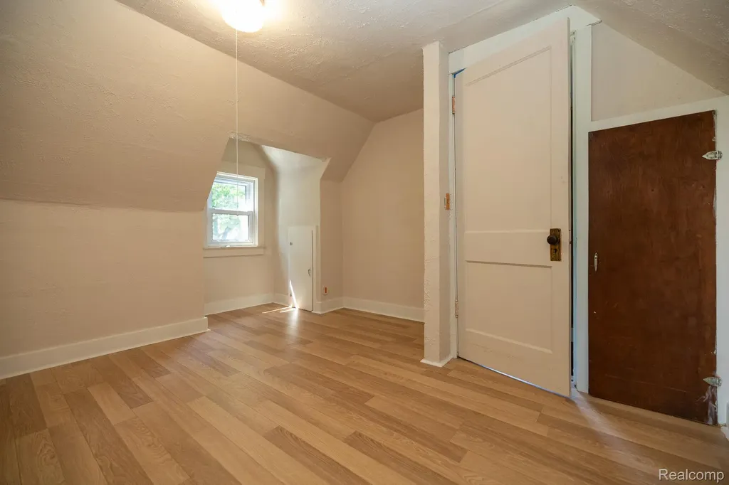 131 Starr Avenue Waterford Charter Township MI 48328