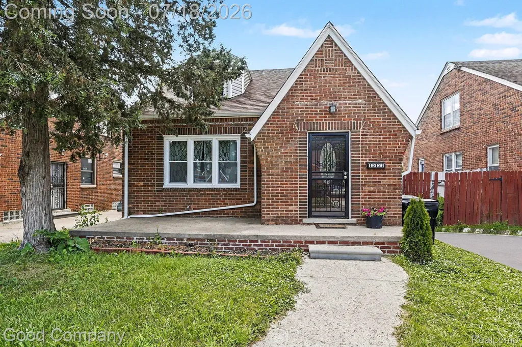 15131 Vaughan Street Detroit City MI 48223