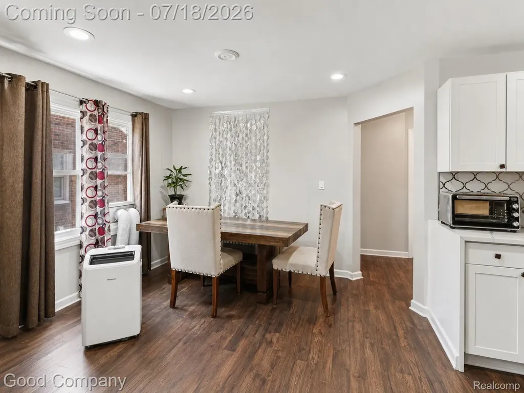 15131 Vaughan Street Detroit City MI 48223