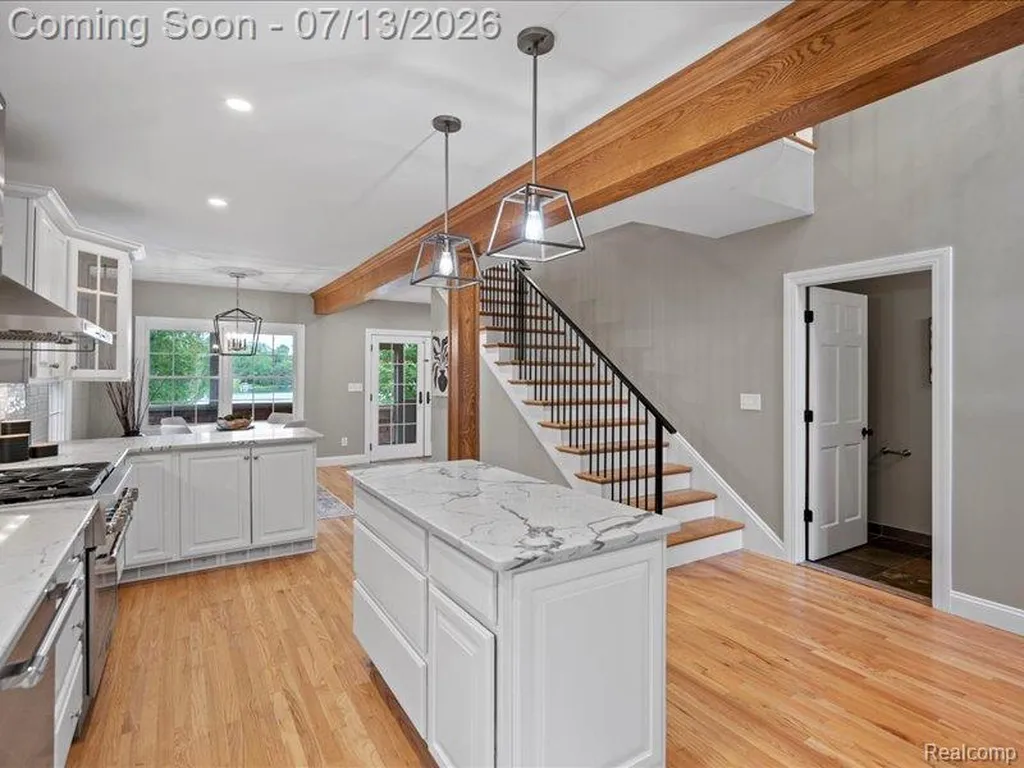 6420 Commerce Road West Bloomfield Charter Township MI 48324