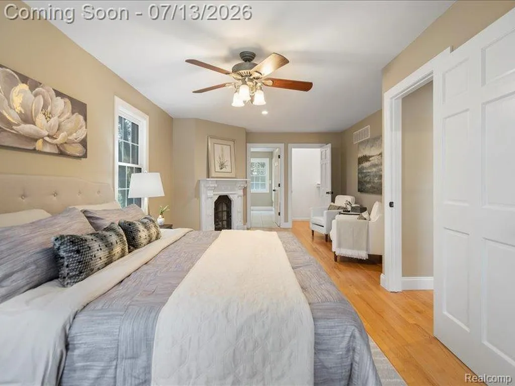 6420 Commerce Road West Bloomfield Charter Township MI 48324