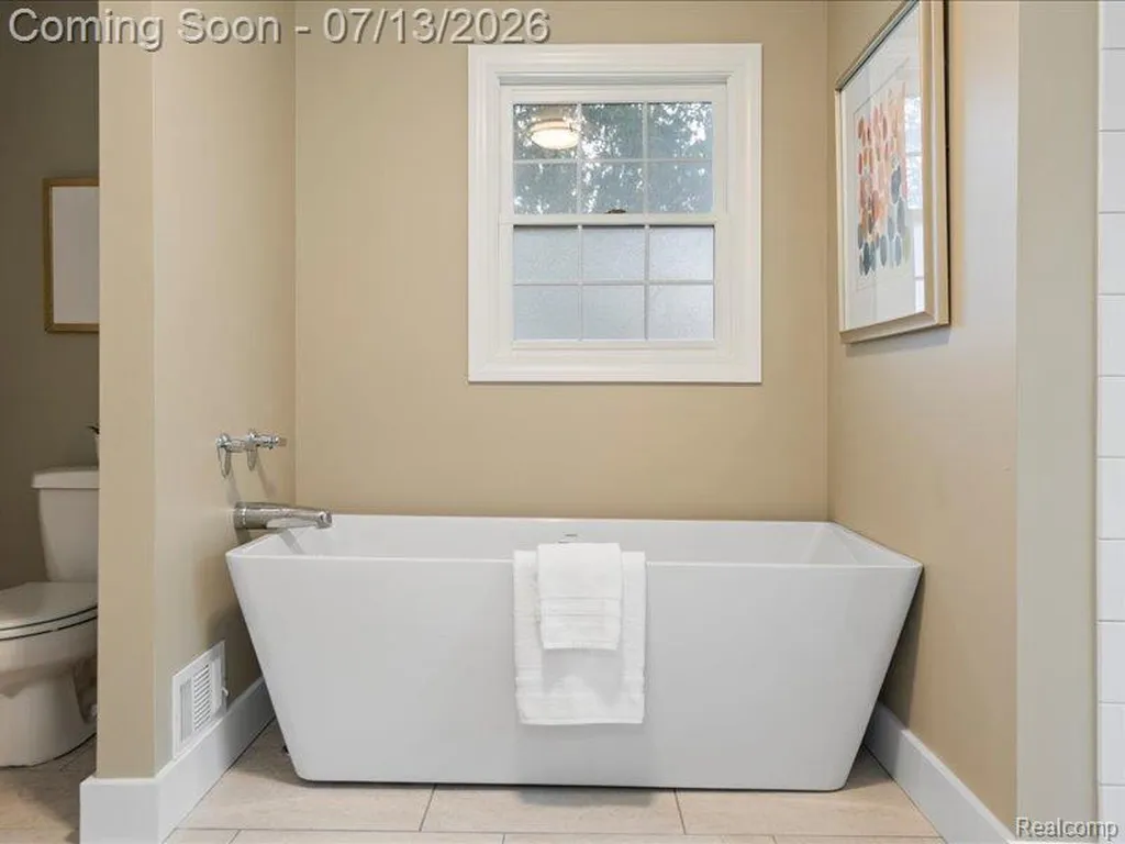 6420 Commerce Road West Bloomfield Charter Township MI 48324