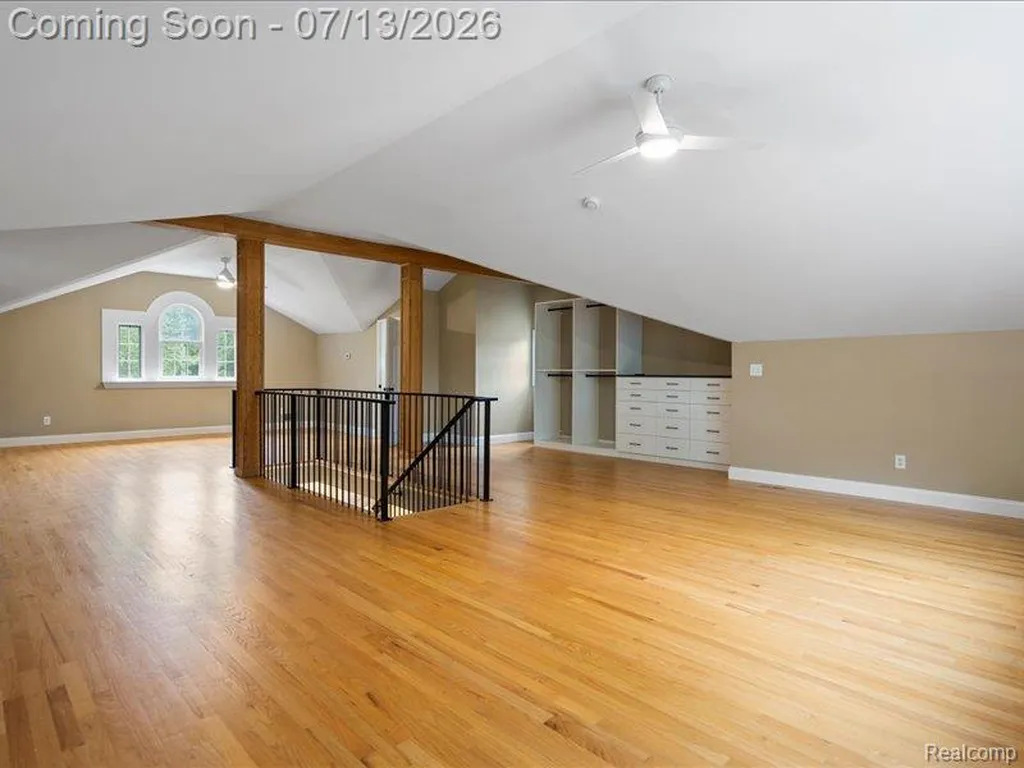 6420 Commerce Road West Bloomfield Charter Township MI 48324