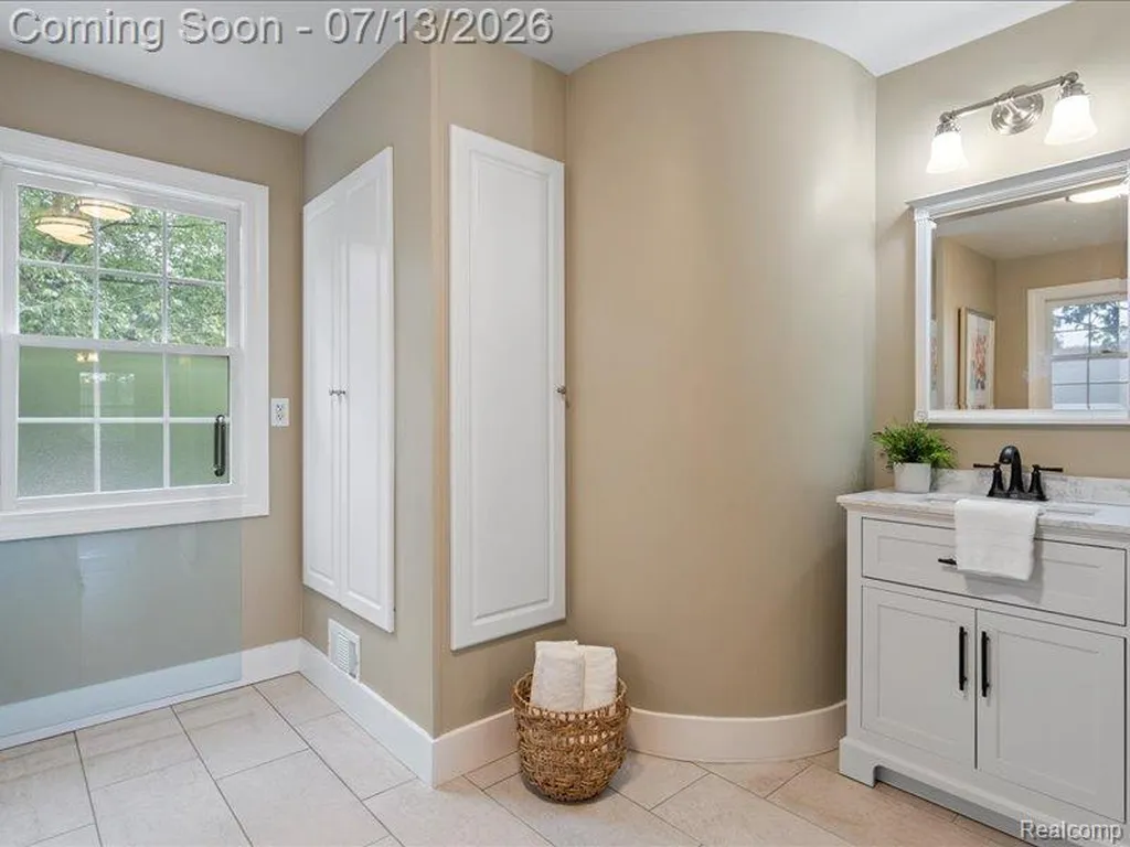 6420 Commerce Road West Bloomfield Charter Township MI 48324