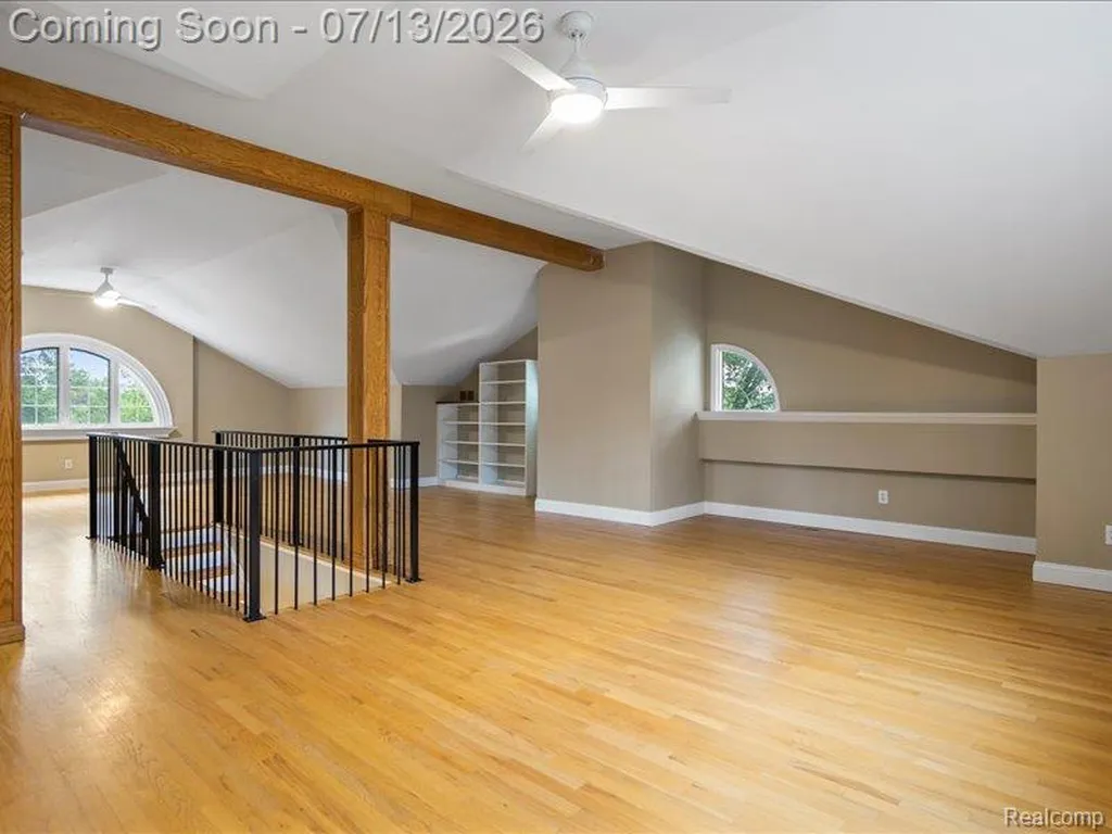 6420 Commerce Road West Bloomfield Charter Township MI 48324