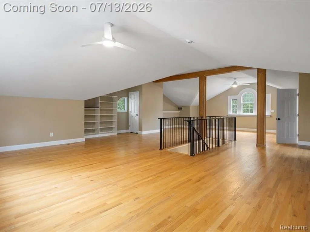6420 Commerce Road West Bloomfield Charter Township MI 48324