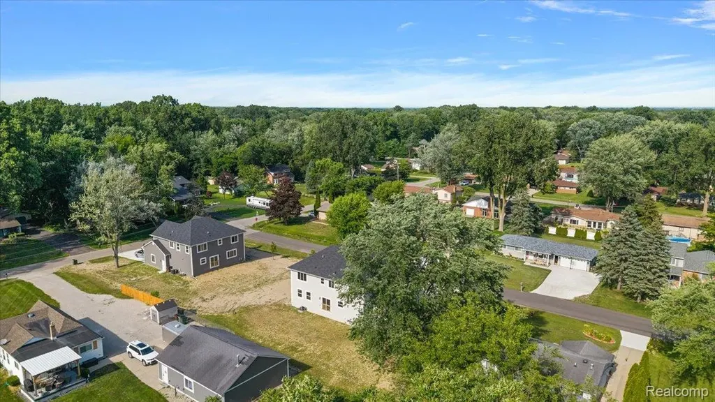 47515 Vanker Avenue Shelby Charter Township MI 48317