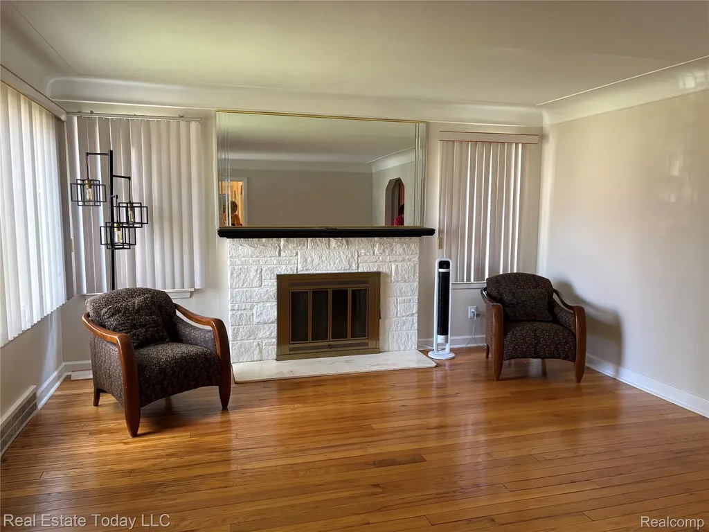 16557 Braile Street S Detroit City MI 48219