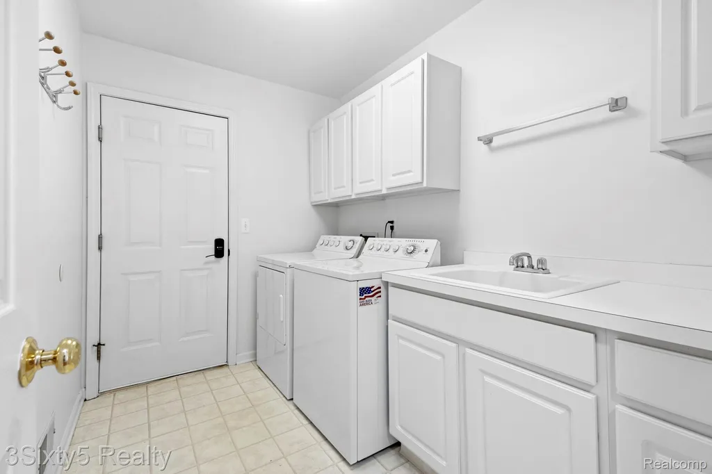 3982 Bridle Pass Ann Arbor Charter Township MI 48108