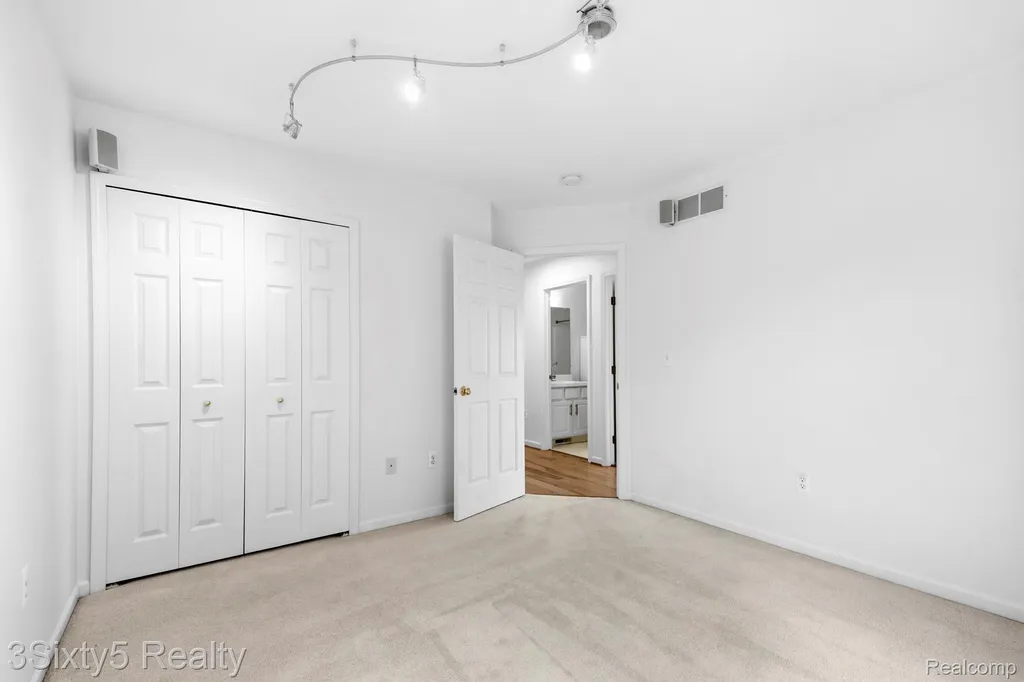 3982 Bridle Pass Ann Arbor Charter Township MI 48108
