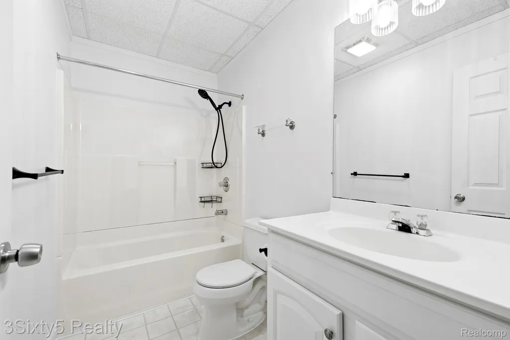 3982 Bridle Pass Ann Arbor Charter Township MI 48108