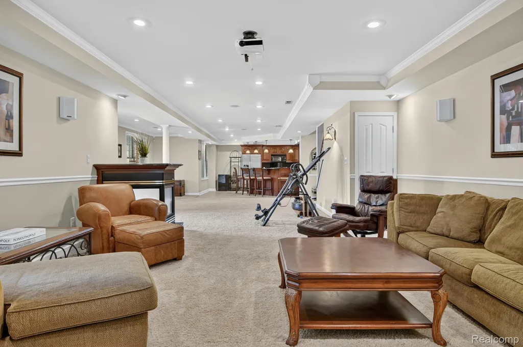 50295 Fellows Hill Drive Plymouth Charter Township MI 48170