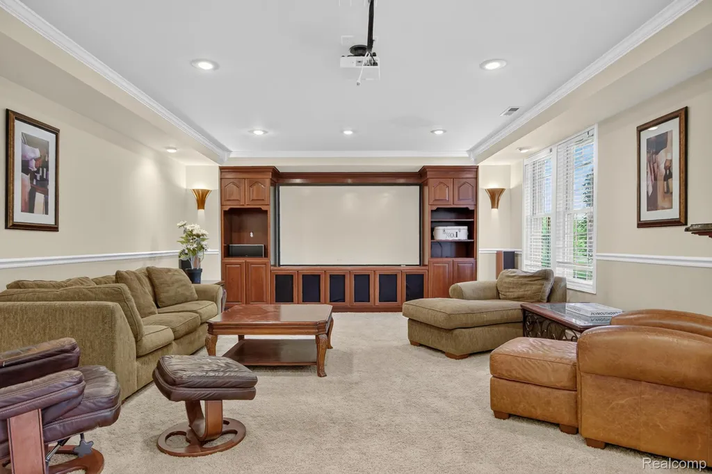 50295 Fellows Hill Drive Plymouth Charter Township MI 48170