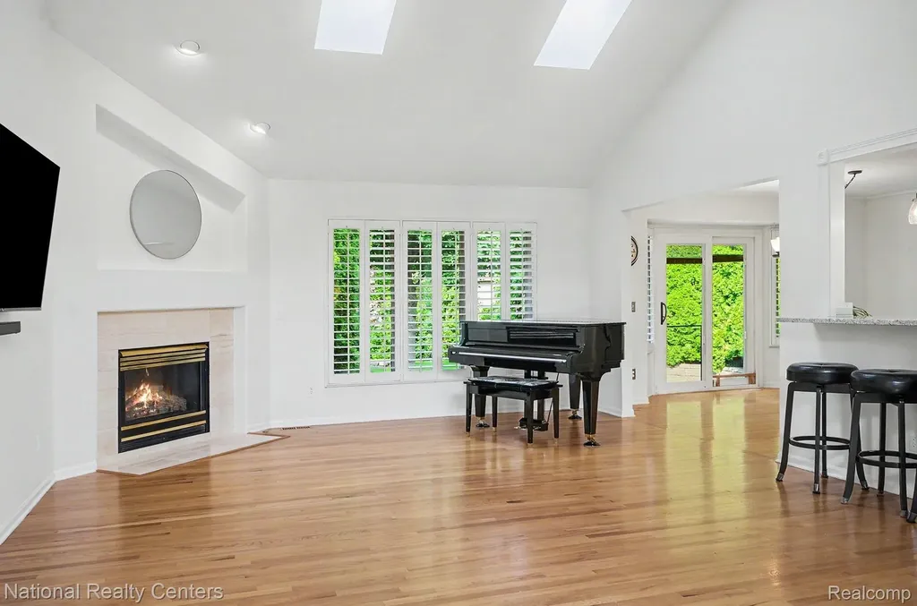 57837 Kaczmarek Drive Washington Township MI 48094