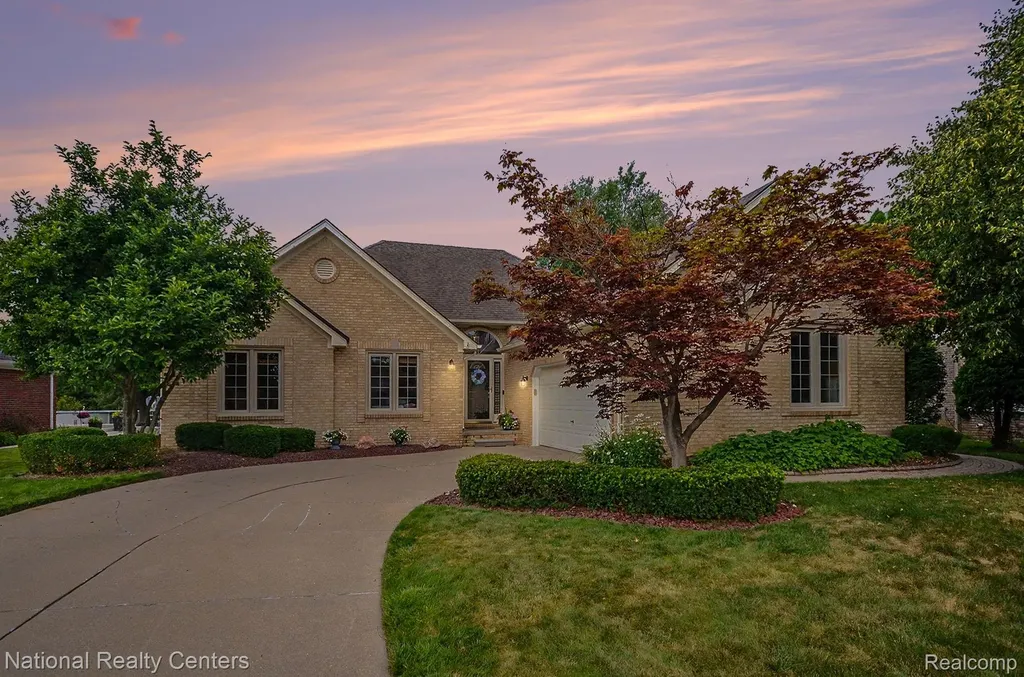 57837 Kaczmarek Drive Washington Township MI 48094