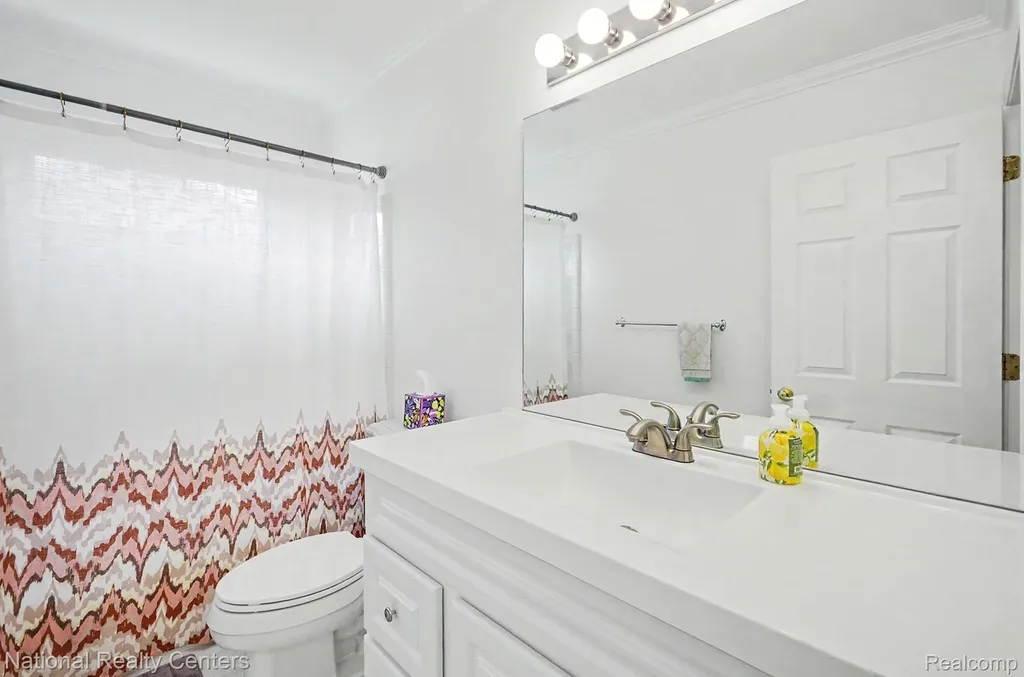 57837 Kaczmarek Drive Washington Township MI 48094