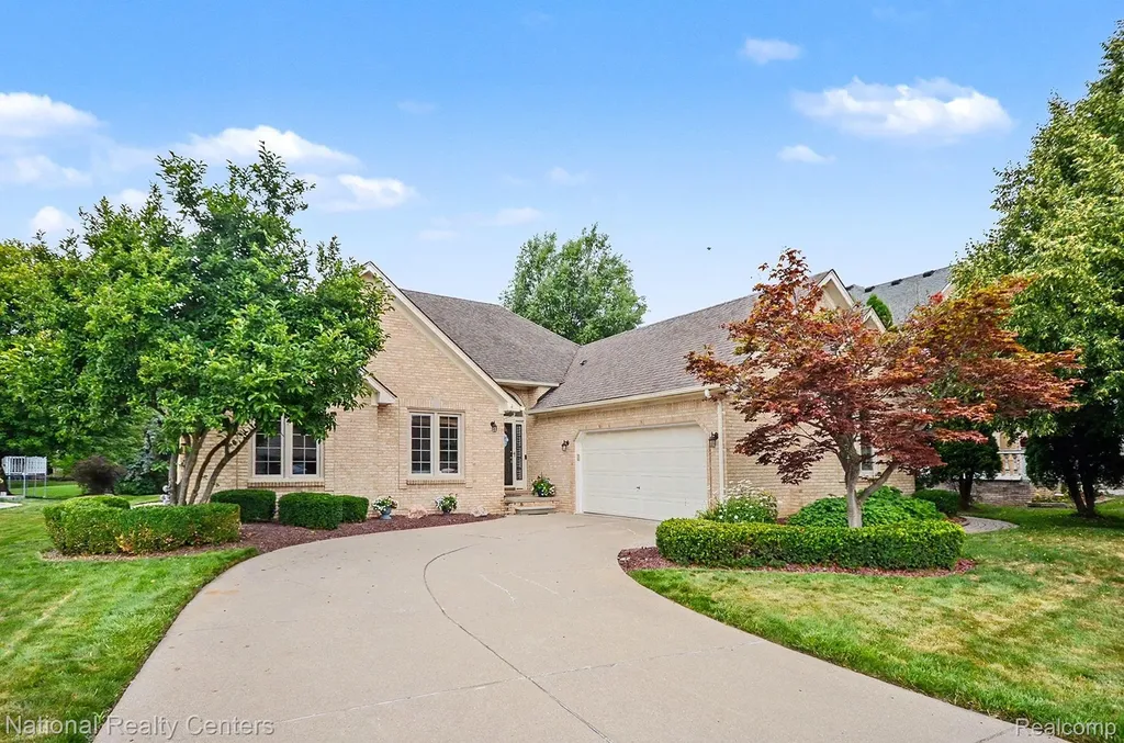 57837 Kaczmarek Drive Washington Township MI 48094