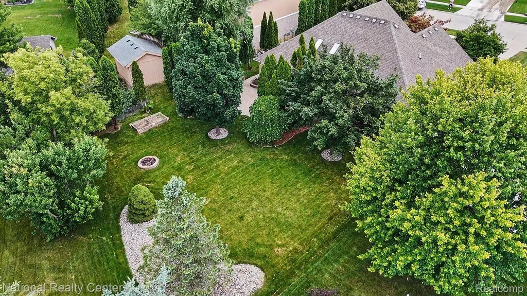 57837 Kaczmarek Drive Washington Township MI 48094