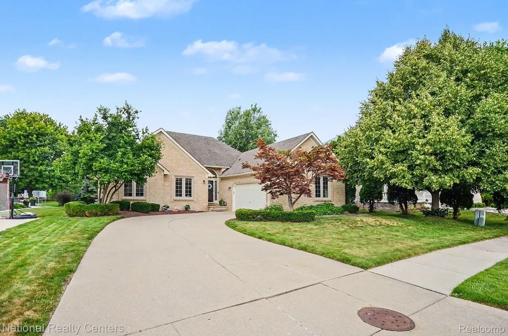 57837 Kaczmarek Drive Washington Township MI 48094