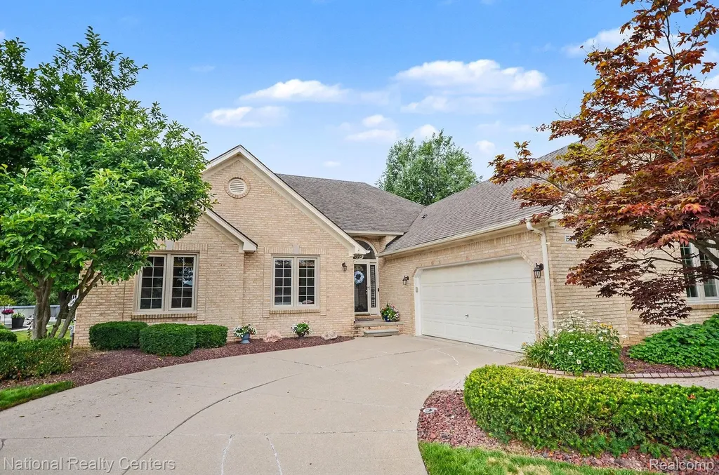 57837 Kaczmarek Drive Washington Township MI 48094
