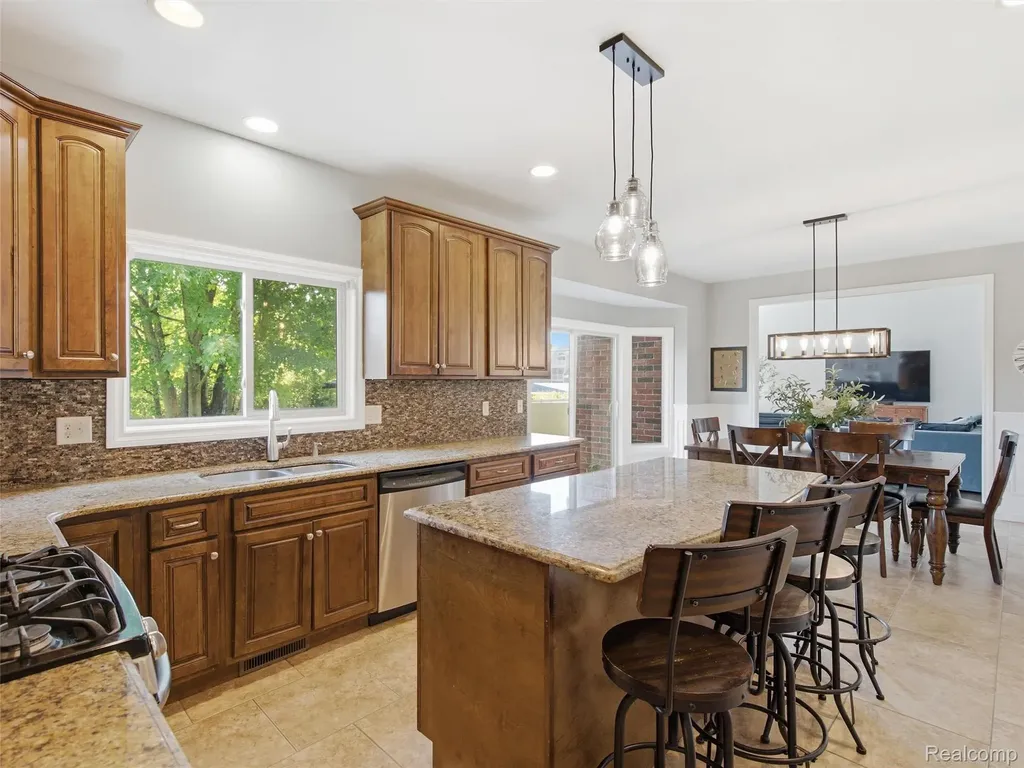39218 Nautical Lane Harrison Charter Township MI 48045