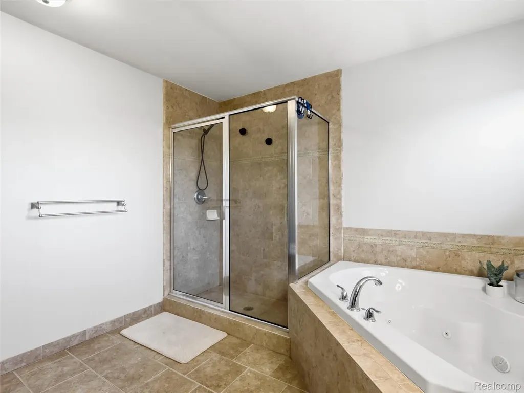 39218 Nautical Lane Harrison Charter Township MI 48045